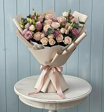 Букет цветов из:  Розы и Лизиантусы в Васютино