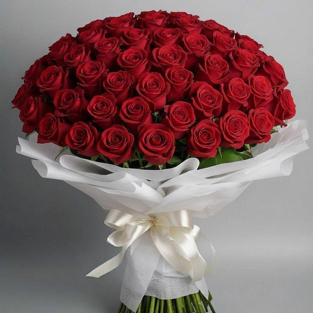 Букет 101 Красная роза Блэк Мэджик в Васютино