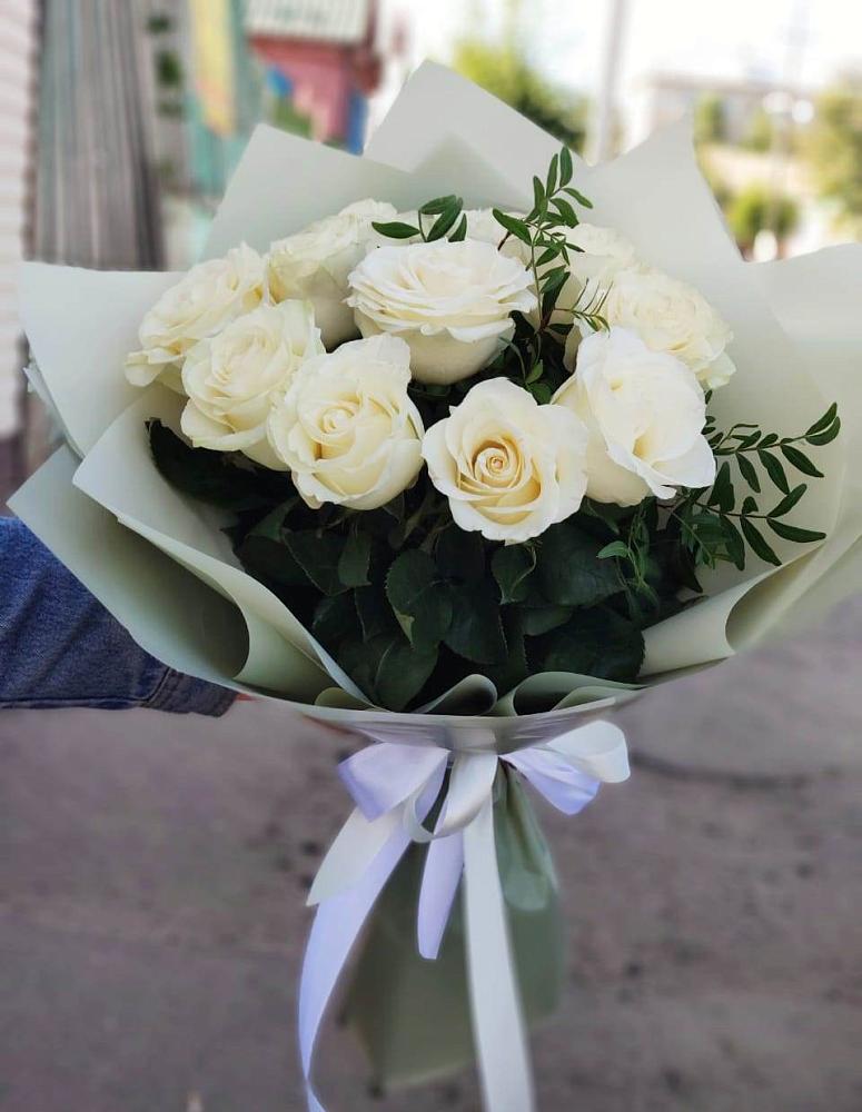 Букет Белые розы Проуд в Васютино
