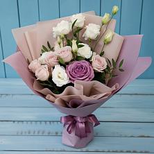 Букет цветов из:  Розы и Лизиантусы в Васютино