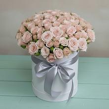 Цветочная композиция из Розы в шляпной коробке в Васютино