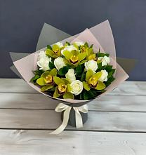 Букет цветов из:  Орхидеи и Розы в Васютино