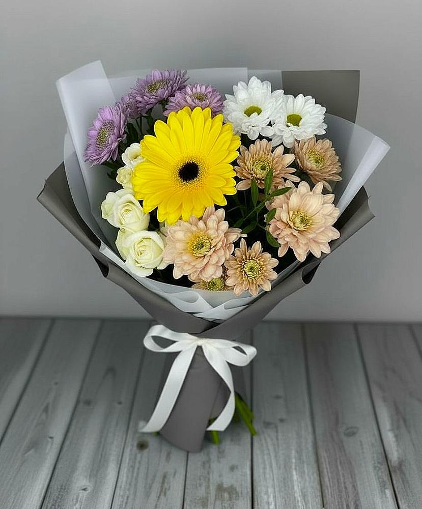 Букет цветов из: Розы, Герберы и Хризантемы в Васютино