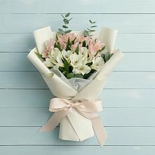 Букет цветов из:  Альстромерии в Васютино