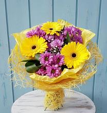 Букет цветов из:  Хризантемы и Герберы в Васютино
