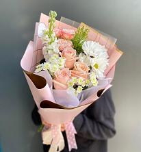 Букет цветов из:  Хризантемы и Розы в Васютино