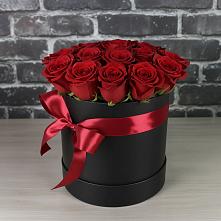 Цветочная композиция из Розы в шляпной коробке в Васютино