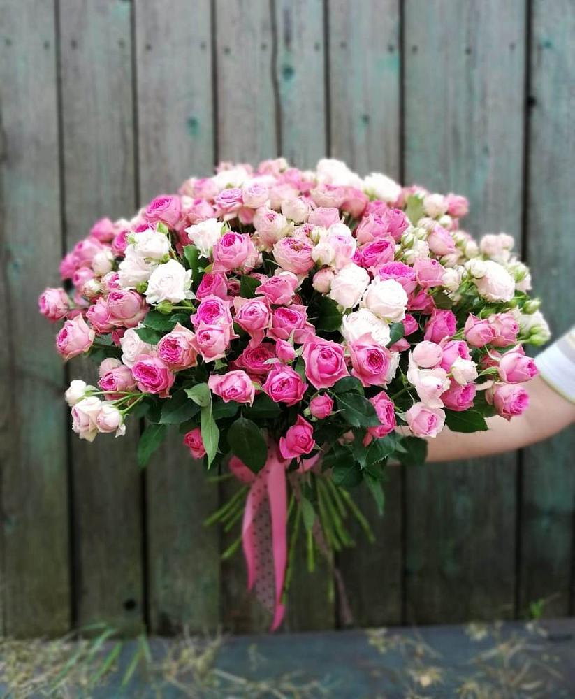 Букет Розовые кустовые розы Натали и Лав Лидия в Васютино