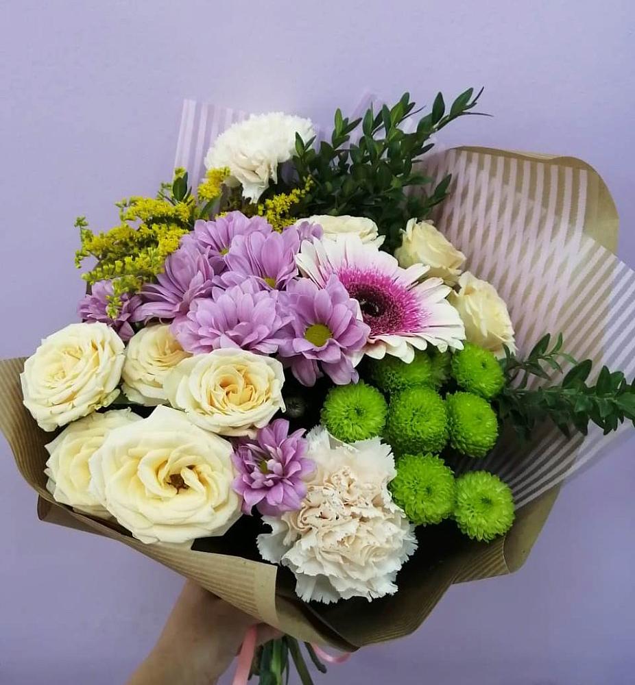 Букет цветов из: Хризантемы, Розы, Гвоздики и Герберы в Васютино