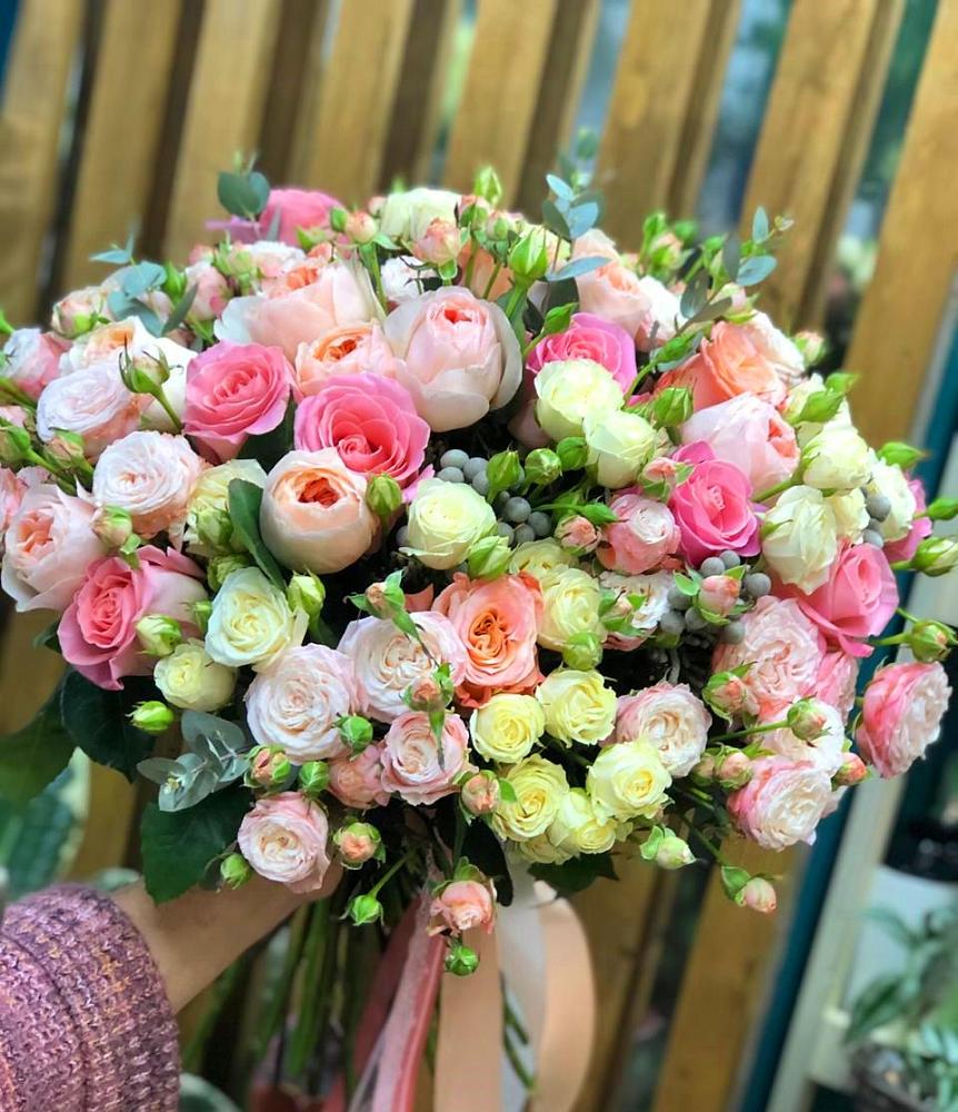 Букет цветов из: Розы в Васютино