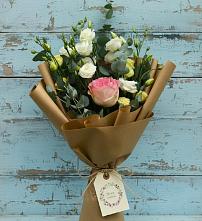 Букет цветов из:  Розы и Лизиантусы в Васютино